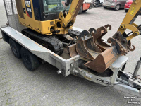 Mini-graver / Mini-graafmachine Caterpillar 301.8 Next Gen incl aanhanger