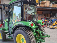 Compact tractor John Deere 3046R