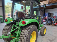 Compact tractor John Deere 3046R
