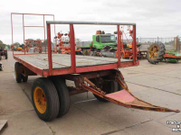 Vierwielige wagen / Landbouwwagen  Balenwagen aanhangwagen aanhanger 4-wielige wagen kar balenkar