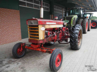 Tractor / Trekker International Farmall 560
