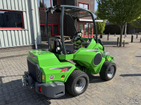 Shovel / Wiellader / Kniklader Avant 530 TDL