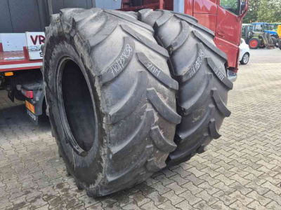 Wielen, Banden, Velgen & Afstandsringen Vredestein 710/75R38 Traxion XXL banden 9/19mm