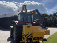Tractor / Trekker Massey Ferguson 6490 met herder MBK503LSH