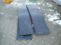 Diverse nieuwe onderdelen Wifo rubbermat / rubberstrip 275 ook met canvas