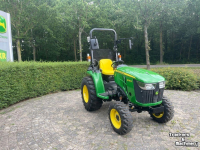 Smalspoor tractor John Deere 3038E