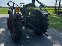 Tractor / Trekker Fendt Farmer 1 met hef en maaibalk