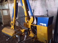 Maaiarm met klepelmaaier Marolin M400