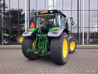Tractor / Trekker John Deere 6125R   Geveerde vooras en cabine !