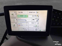 Tractor / Trekker John Deere 6125R   Geveerde vooras en cabine !