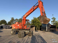 Bandenkraan / Graafmachine op wielen  Atlas 1302