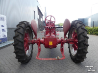 Tractor / Trekker  Mc Cormick Farmall F12