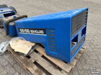 Gebruikte onderdelen van tractoren New Holland 55-56 motorkap + delen gebruikt