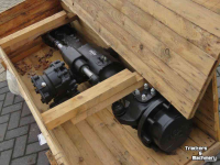 Verreiker New Holland Vooras   New Holland LM5.25   Dana spicer Parts nr:84555411