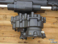 Verreiker New Holland Vooras   New Holland LM5.25   Dana spicer Parts nr:84555411