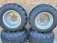 Wielen, Banden, Velgen & Afstandsringen Mitas 31x15.50R15 Traction 100%