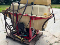 Overige spuiten en toebehoren Vicon tank met pomp en kap