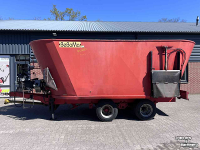Voermengwagen Vertikaal BeBoMa Voermengwagen