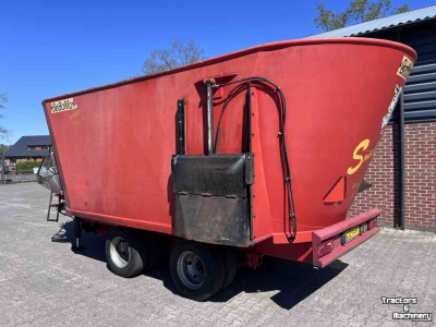 Voermengwagen Vertikaal BeBoMa Voermengwagen