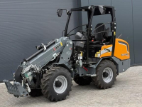 Shovel / Wiellader / Kniklader Giant G2700tele
