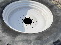 Wielen, Banden, Velgen & Afstandsringen  Michelin XM108 600/65R38
