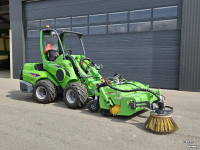 Shovel / Wiellader / Kniklader Avant 645i Rental mini-shovel