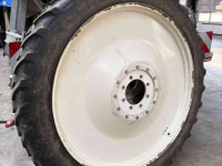Wielen, Banden, Velgen & Afstandsringen Alliance 270/95R54