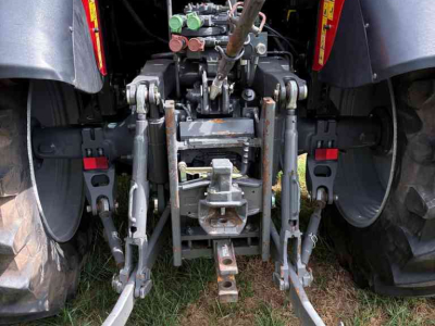 Tractor / Trekker Massey Ferguson 5610 Dyna-4