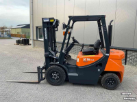 Heftruck Doosan D25 GP Plus  ALS NIEUW!