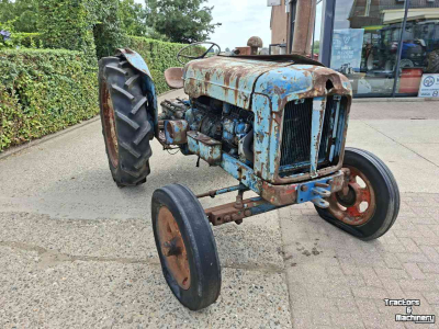 Tractor / Trekker Fordson Major Diesel met gereviseerde motor!
