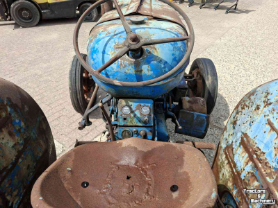 Tractor / Trekker Fordson Major Diesel met gereviseerde motor!