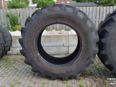 Wielen, Banden, Velgen & Afstandsringen Michelin 580/70r38