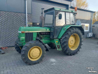 Traktoren John Deere 3130
