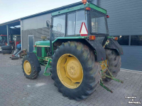 Traktoren John Deere 3130