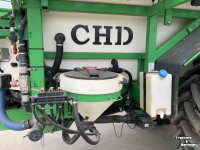 Getrokken Veldspuit CHD F5251 | 51 meter | 25 cm doppen | Isobus