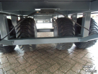 Vierwielige wagen / Landbouwwagen  Stratenmakers wagen