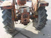 Oldtimers Renault 55 trekker tractor (R55)