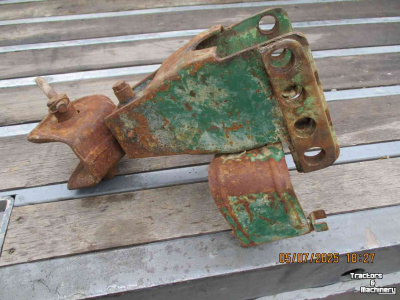 Gebruikte onderdelen van tractoren Deutz D  SERIE 53717/4III