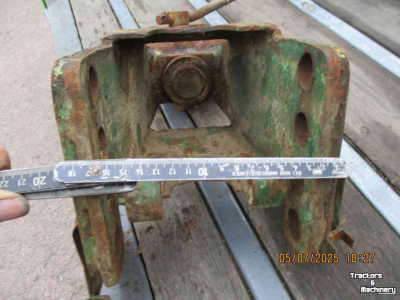 Gebruikte onderdelen van tractoren Deutz D  SERIE 53717/4III