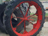 Wielen, Banden, Velgen & Afstandsringen  270/85R50