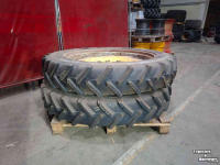 Wielen, Banden, Velgen & Afstandsringen BKT 300/95R46 RT-955