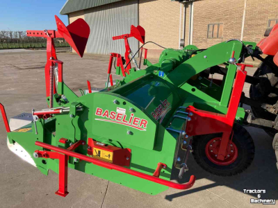 Rijenfrees Baselier FKE 310 Rijenfrees aanaarden frezen frees