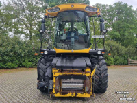 Veldhakselaar New Holland FR 9050 hakselaar