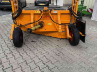 Uienrooier Samon Favorite 2000 en Keulmac 1500 frontklapper