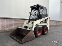 Schranklader / Skid Steer Lader Bobcat 453