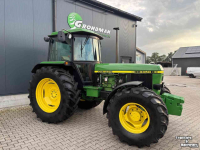 Tractor / Trekker John Deere 3350