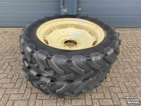 Wielen, Banden, Velgen & Afstandsringen Michelin 13.6R38 op 8 gaats velg