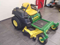 Zitmaaier John Deere Z425