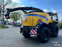 Veldhakselaar New Holland FR 920 Hakselaar
