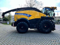 Veldhakselaar New Holland FR 920 Hakselaar